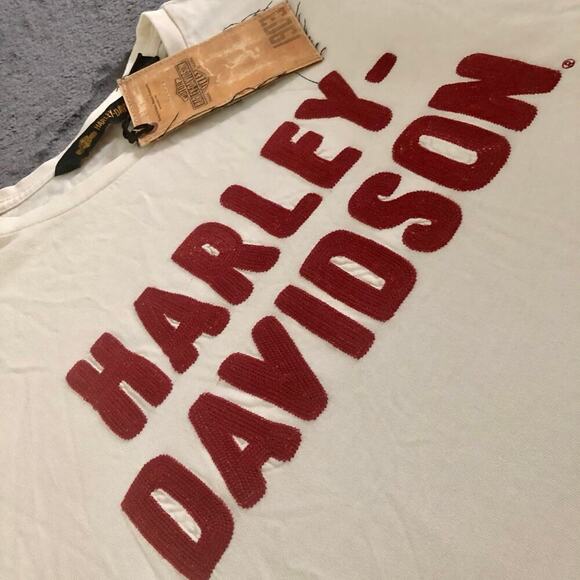 Harley Davison T-shirt size large
100% cotton Stitch logo minimalistic
Iconic - Picture 4 of 7